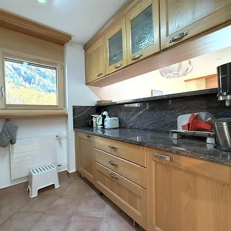 شقة Schwarzhorn 3- Komplett Renoviert, Tolle Aussicht!