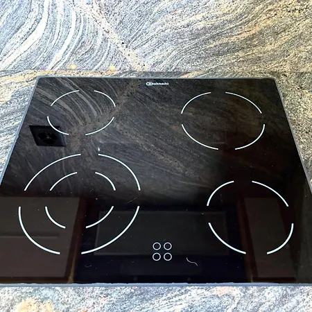 Schwarzhorn 3- Komplett Renoviert, Tolle Aussicht! * Loèche-les-Bains