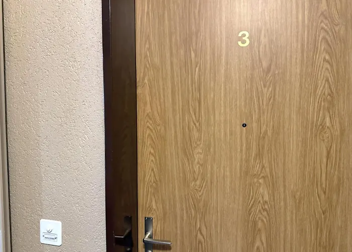 Schwarzhorn 3- Komplett Renoviert, Tolle Aussicht! Appartement Leukerbad