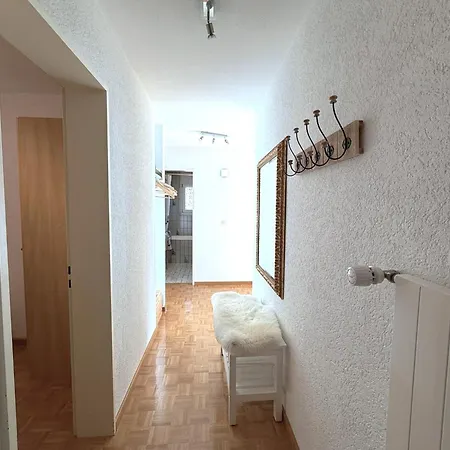Lägenhet Schwarzhorn 3- Komplett Renoviert, Tolle Aussicht! *